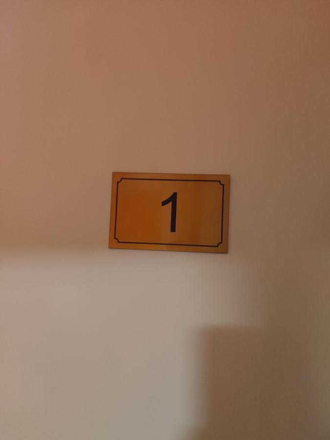 Hostel Reu-Nid Paryż Zewnętrze zdjęcie