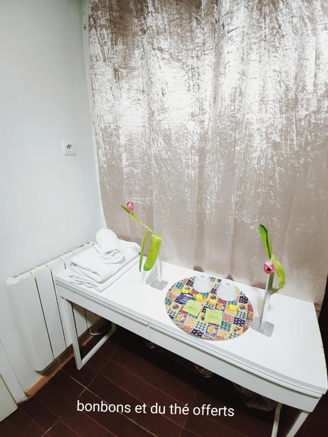 Hostel Reu-Nid Paryż Zewnętrze zdjęcie